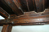 OG. Bretterbalkendecke des Bohlenstübchens. / Wohnhaus in 88682 Salem-Neufrach (28.05.2015)