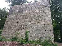 Aach, Alter Turm / Burgruine Alter Turm in 78253 Aach (Bildarchiv, Landesamt für Denkmalpflege im Regierungspräsidium Stuttgart, Dienstsitz Freiburg) Aach, Alter Turm / Burgruine Alter Turm in 78253 Aach (Bildarchiv, Landesamt für Denkmalpflege im Regierungspräsidium Stuttgart, Dienstsitz Freiburg)