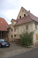 Nordwest Fassade (vorher). / Ehemaliger Gasthof zum Adler in 74259 Widdern (03.03.2008)