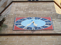 Turm der Michaelskirche mit Ziffernblatt / Michaelskirche in 71332 Waiblingen (19.03.2015 - strebewerk.)