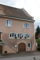 Ansicht nordwestliche Traufseite im Detail / Ehem. Haus des Kastenvogts in 79787 Lauchringen-Oberlauchringen (2012 - Burghard Lohrum)