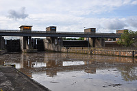 Unterhaupt Vorhafen / Neckarkanal Schleuse Lauffen in 74348 Lauffen, Lauffen am Neckar (01.06.2016)