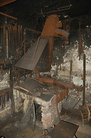 Ausschnitt aus der Schmiedewerkstatt / Alte Schmiede in 74670 Forchtenberg, Sindringen (08.04.2013)