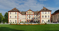 Schloss Mainau, Ansicht von Westen / Schloss Mainau in 78465 Konstanz-Litzelstetten, Insel Mainau (07.09.2013 - strebewerk.Architekten) Schloss Mainau, Ansicht von Westen / Schloss Mainau in 78465 Konstanz-Litzelstetten, Insel Mainau (07.09.2013 - strebewerk.Architekten)