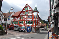 Gasthaus zum Adler, Ansicht von Osten / Gasthaus zum Adler in 77761 Schiltach (Fotoarchiv Freiburg, Landesamt für Denkmalpflege) Gasthaus zum Adler, Ansicht von Osten / Gasthaus zum Adler in 77761 Schiltach (Fotoarchiv Freiburg, Landesamt für Denkmalpflege)