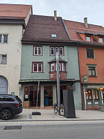 Ansicht südliche Traufseite / Wohn- und Geschäftshaus in 78628 Rottweil (17.10.2025 - Christin Aghegian-Rampf) Ansicht südliche Traufseite / Wohn- und Geschäftshaus in 78628 Rottweil (17.10.2025 - Christin Aghegian-Rampf)