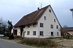 Südliche Traufseite und Ostgiebel. / Wohn- und Ökonomiegebäude in 88682 Altenbeuren