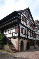 Nordostansicht / Sog. Strumpfweberhaus in 77761 Schiltach (Bildarchiv Freiburg, Landesamt für Denkmalpflege)