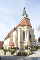 Ansicht von Südosten. / Evang. Pfarrkirche St. Michael in 72119 Ammerbuch, Entringen (25.03.2011 - Foto: Tilmann Marstaller)