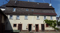 Ostansicht, mit Haus Nr. 29 links und Haus Nr. 31 rechts / Doppelhaushälfte in 97922 Lauda-Königshofen-Heckfeld (20.07.2018) Ostansicht, mit Haus Nr. 29 links und Haus Nr. 31 rechts / Doppelhaushälfte in 97922 Lauda-Königshofen-Heckfeld (20.07.2018)