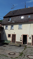Teilansicht Haus Nr. 29 von Osten / Doppelhaushälfte in 97922 Lauda-Königshofen-Heckfeld (20.07.2018) Teilansicht Haus Nr. 29 von Osten / Doppelhaushälfte in 97922 Lauda-Königshofen-Heckfeld (20.07.2018)