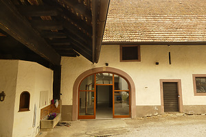 Hofansicht nach Westen / Scheune in 79410 Lipburg (2018 - Burghard Lohrum) Hofansicht nach Westen / Scheune in 79410 Lipburg (2018 - Burghard Lohrum)