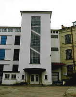 Ansicht Süd-West Treppenhaus / Industriebrache „Schachenmayr-Gelände“ in 73084 Salach (2020 - Armin Seidel) Ansicht Süd-West Treppenhaus / Industriebrache „Schachenmayr-Gelände“ in 73084 Salach (2020 - Armin Seidel)