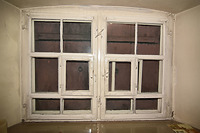 Stubenfenster, Ende 18. Jahrhundert. / Bauernhaus (St. Medardus) in 88459 Tannheim (Foto, Andrea Kuch.)