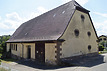 Nordfassade (traufständig) sowie Westfassade (giebelständig) / Altes Zehnthaus in 76703  Kraichtal-Oberöwisheim (Juli 2020 - Jako Baudenkmalpflege GmbH)