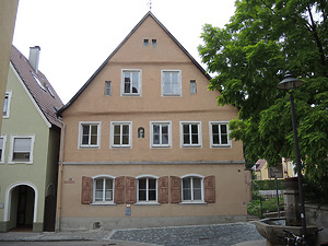 Ansicht der südwestlichen Giebelseite / Wohnhaus in 73479 Ellwangen (Jagst) (29.07.2014 - Markus Numberger)