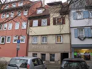 Ansicht des Gebäudes von Süden / Wohnhaus in 73728 Esslingen am Neckar (17.12.2011 - Markus Numberger)