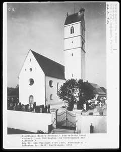 Außenansicht mit Blickrichtung Nordosten / Kath. Pfarrkirche St. Michael in 88499 Riedlingen-Zwiefaltendorf (1968 - Landesamt für Denkmalpflege, Außenstelle Tübingen (Dr. Hell))