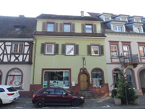 Straßenseitige Ansicht/ Nordansicht / Gebäudekomplex, Hauptgebäude in 79346 Endingen am Kaiserstuhl (2020 - Burghard Lohrum) Straßenseitige Ansicht/ Nordansicht / Gebäudekomplex, Hauptgebäude in 79346 Endingen am Kaiserstuhl (2020 - Burghard Lohrum)