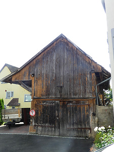 Ansicht östliche Giebelseite / Scheune zu Haus "An der Stalden 12" in 78337 Öhningen (2024 - Burghard Lohrum) Ansicht östliche Giebelseite / Scheune zu Haus "An der Stalden 12" in 78337 Öhningen (2024 - Burghard Lohrum)