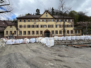 Ansicht von Süden / Gasthaus Schiff in 75305 Neuenbürg (01.04.2026 - LAD Esslingen, JG)