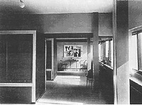 Innenansicht des 1. OG mit den festen Bettschränken. (aus: Alfred Roth: Zwei Wohnhäuser von Le Corbusier und Pierre Jeanneret, Stuttgart 1927, S. 41) / Doppelwohnhaus, Le Corbusier / Pierre Jeanneret in 70191 Stuttgart, Stuttgart-Nord