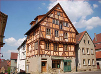Ansicht Südwest / Wohn- und Geschäftshaus in 75031 Eppingen (2025 - Armin Seidel) Ansicht Südwest / Wohn- und Geschäftshaus in 75031 Eppingen (2025 - Armin Seidel)