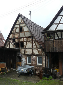 Südostansicht / Wohnhaus in 75428 Illingen, Schützingen (2019 - Burghard Lohrum) Südostansicht / Wohnhaus in 75428 Illingen, Schützingen (2019 - Burghard Lohrum)