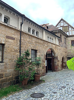 Nordfassade / Nanz-Halle in 73728 Esslingen am Neckar (06.06.2019 - strebewerk.Architekten)