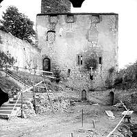 Ausschnitt Photogrammetrische Aufnahme (1976) / Burg Katzenstein, Romanisches Steinhaus ("Palas") in 89561 Dischingen-Katzenstein (02.07.1976 - Regierungspräsidium Stuttgart RPS, LAD (Ref. 112, Stiene, A.)) Ausschnitt Photogrammetrische Aufnahme (1976) / Burg Katzenstein, Romanisches Steinhaus ("Palas") in 89561 Dischingen-Katzenstein (02.07.1976 - Regierungspräsidium Stuttgart RPS, LAD (Ref. 112, Stiene, A.))