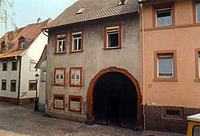 Ettlingen, Albstraße 15, Straßenansicht / Wohn- und Geschäftshaus in 76275 Ettlingen
