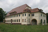 Niefern-Öschelbronn, Bohnenbergerstraße 15, Verwaltungsgebäude der Papierfabrik, Ansicht Ost / Verwaltungsgebäude der Papierfabrik in 75233 Niefern-Öschelbronn