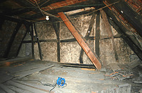 Blick zum Nordgiebel (1513/14) / Wohnhaus in 97896 Freudenberg/Main (11.09.2007)