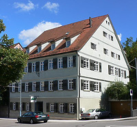 Südwestansicht, August 2007. Foto: Dietmar Hencke (StadtA SHA Server Häuserlexikon) / Wohnhaus in 74523 Schwäbisch Hall