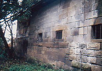 Nordseite, östlicher Teil, links hinten der spätere Anbau von Nordwesten. / Fachwerkbau, ehemaliger Farrenstall in 74189 Weinsberg