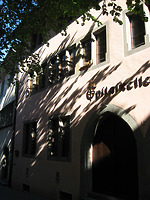 Ansicht von der Brückengasse, nordwestliche Traufseite / Spitalkellerei, sog. Haus zum Tümpfel in 78462 Konstanz (2008 - Schonenberg)