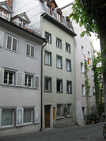 Konstanz, Klostergasse 3 (in der Mitte)
(Schoenenberg 2008) / Wohnhaus in 78462 Konstanz