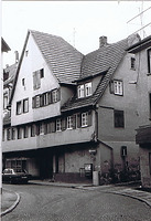 östliche, straßenseitige Trauffassade des Gebäudes als Nordhälfte eines Ursprungsbaus.
Nordgiebel des Ursprungshauses zur Gasse
 / Fachwerkhaus in 73728 Esslingen a.N., Esslingen am Neckar