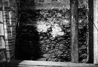 Innere West-Ost-Wand, nördliche Wandseite im 1. DG / Wohn- und Geschäftshaus in 79219 Staufen, Staufen im Breisgau (Stadtarchiv Staufen)