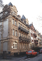 Wohn- und Geschäftshaus, Ansicht von Nordwesten, 
Urheber: Bertolino, Lothar (Freier Architekt)  / Wohn- und Geschäftshaus in 69117 Heidelberg-Altstadt