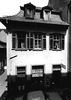 Wohn- und Geschäftshaus 
Urheber: Regierungspräsidium Karlsruhe, RPK, Ref. 26 / Wohn- und Geschäftshaus  in 69117 Heidelberg-Altstadt
