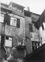 Mosbach, Hauptstraße 26, Wohnhaus, Hofseite, aufgen. 10/1984
Quelle: Bildarchiv Foto Marburg / Wohn- und Geschäftshaus in 74821 Mosbach Mosbach, Hauptstraße 26, Wohnhaus, Hofseite, aufgen. 10/1984
Quelle: Bildarchiv Foto Marburg / Wohn- und Geschäftshaus in 74821 Mosbach