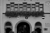 Traufseite zum Marktplatz, Fensterband / Rathaus in 79219 Staufen, Staufen im Breisgau (Stadtarchiv Staufen)