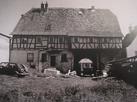 Knittlingen-Kleinvillars, Hauptstraße 11 / Altes Rathaus in 75438 Knittlingen, Kleinvillars (01.08.1998 - Abbildung aus der Dokumentation der Werkgemeinschaft Altbau+Denkmal, Karlsruhe) Knittlingen-Kleinvillars, Hauptstraße 11 / Altes Rathaus in 75438 Knittlingen, Kleinvillars (01.08.1998 - Abbildung aus der Dokumentation der Werkgemeinschaft Altbau+Denkmal, Karlsruhe)