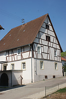 Wohnhaus in 76684 Östringen-Tiefenbach (18.04.2011 - Lohrum) Wohnhaus in 76684 Östringen-Tiefenbach (18.04.2011 - Lohrum)