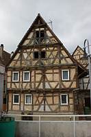 Giebelseite West / Fachwerkhaus in 75417 Lienzingen (10.10.2011 - Lohrum)