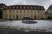 Witwenbau, Blick gegen die Ehrenhoffassade (Westfassade) (2011) / Schloss Kirchberg an der Jagst, Witwenbau in 74592 Kirchberg an der Jagst (24.01.2012 - strebewerk.) Witwenbau, Blick gegen die Ehrenhoffassade (Westfassade) (2011) / Schloss Kirchberg an der Jagst, Witwenbau in 74592 Kirchberg an der Jagst (24.01.2012 - strebewerk.)