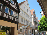 Ansicht des Gebäudes von Südosten / Wohn- und Geschäftshaus in 73430 Aalen (05.05.2011 - Markus Numberger)