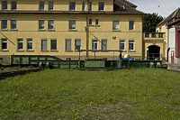 Bahnbetriebswerk Tübingen, Lokomotiveschiebebühne von Süden. / Schomhalle und Schiebebühne in 72072 Tübingen (27.09.2012 - Michael Hermann)