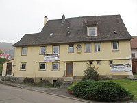 Ansicht des Gebäudes von Norden (2012) / Ehemaliges Einhaus in 73326 Deggingen (24.10.2012 - Markus Numberger, Esslingen) Ansicht des Gebäudes von Norden (2012) / Ehemaliges Einhaus in 73326 Deggingen (24.10.2012 - Markus Numberger, Esslingen)